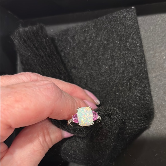 10k Elegant Opal and Pink sapphire Gemstone Ring size 5 - Picture 2 of 7